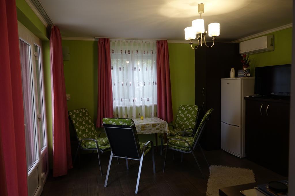 Mesteri Apartman Eksteriør bilde